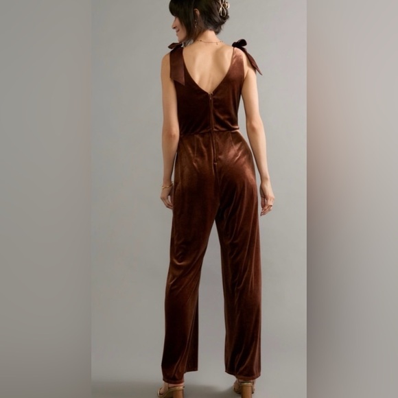 Francescas Velvet Jumpsuit NWT - Picture 3 of 7